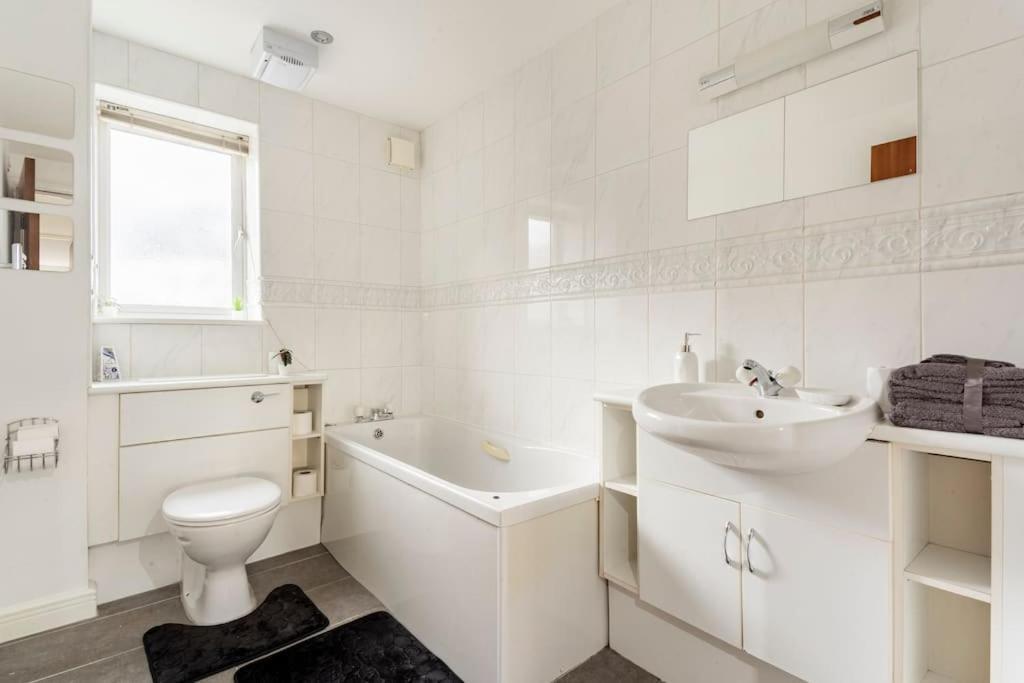 Ferienwohnung Stunning Flat By Quayside With Balcony!! Newcastle upon Tyne Exterior foto