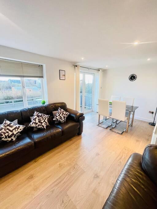 Ferienwohnung Stunning Flat By Quayside With Balcony!! Newcastle upon Tyne Exterior foto