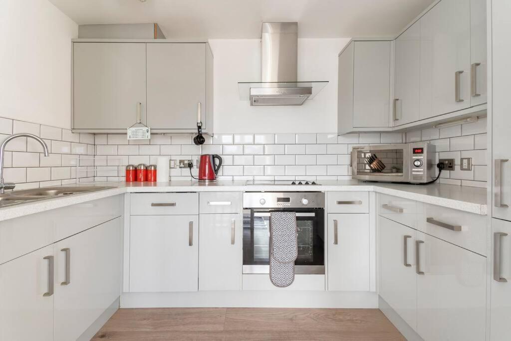 Ferienwohnung Stunning Flat By Quayside With Balcony!! Newcastle upon Tyne Exterior foto
