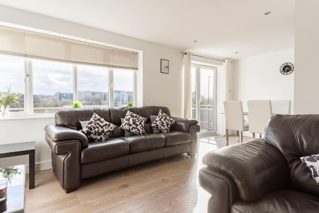 Ferienwohnung Stunning Flat By Quayside With Balcony!! Newcastle upon Tyne Exterior foto