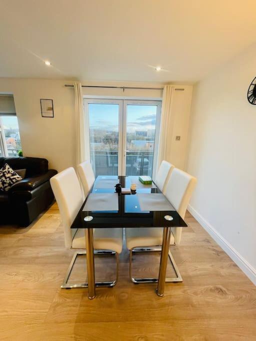 Ferienwohnung Stunning Flat By Quayside With Balcony!! Newcastle upon Tyne Exterior foto