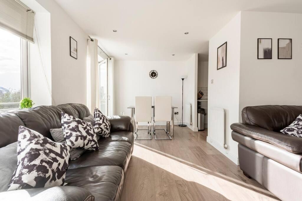 Ferienwohnung Stunning Flat By Quayside With Balcony!! Newcastle upon Tyne Exterior foto